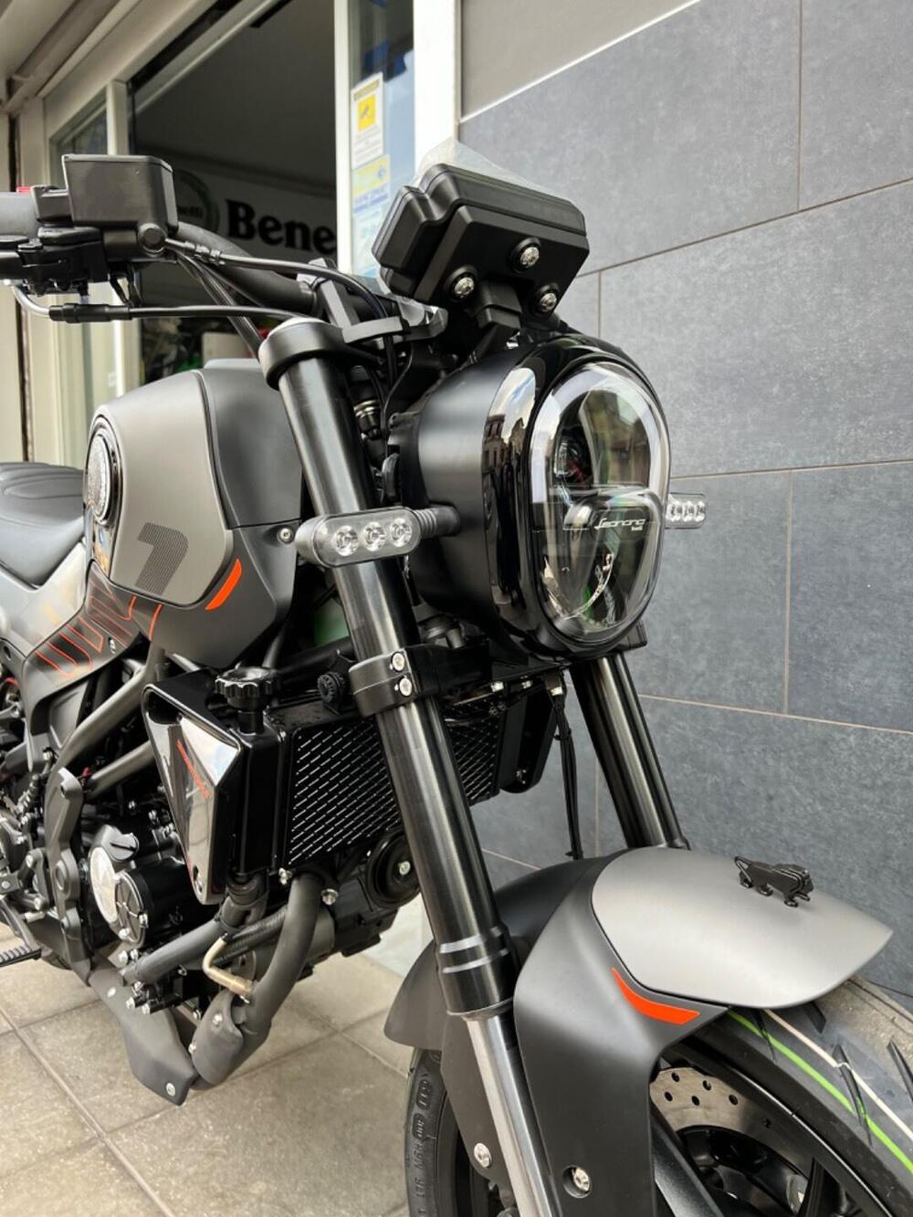 Benelli Leoncino 125 (2022 - 25) (2)