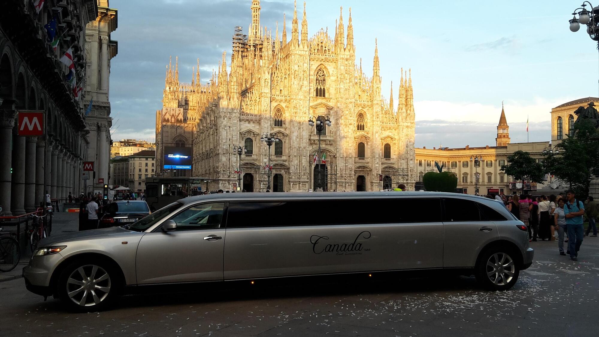 Limousine a Milano