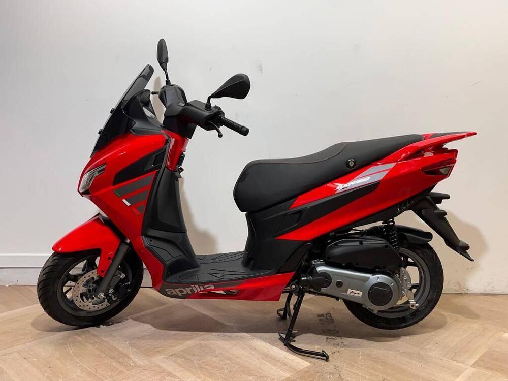 Aprilia SXR 50 (2021 - 25) (2)