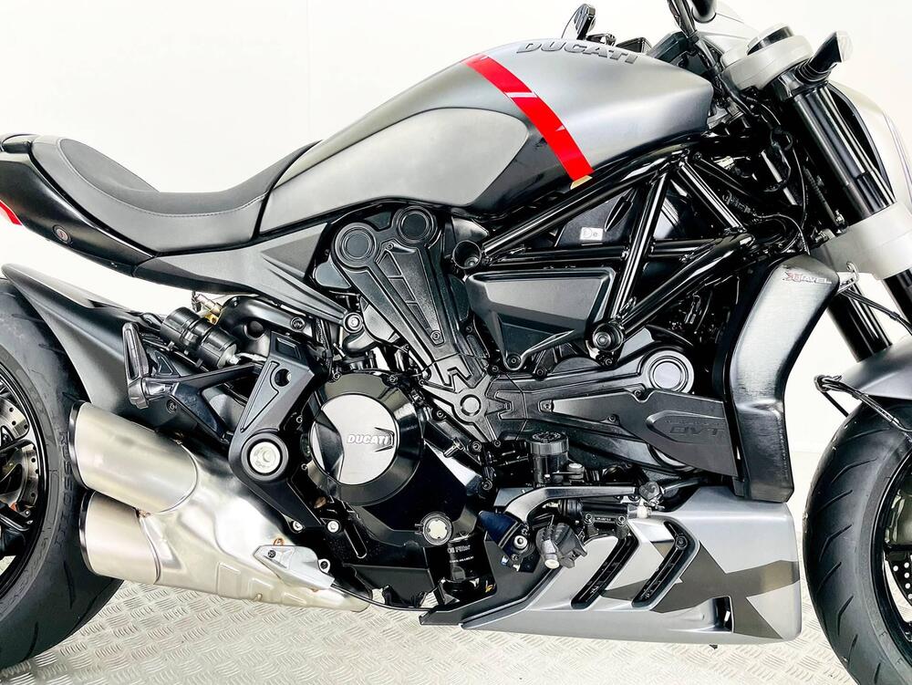 Ducati XDiavel 1262 Black Star (2021) (10)