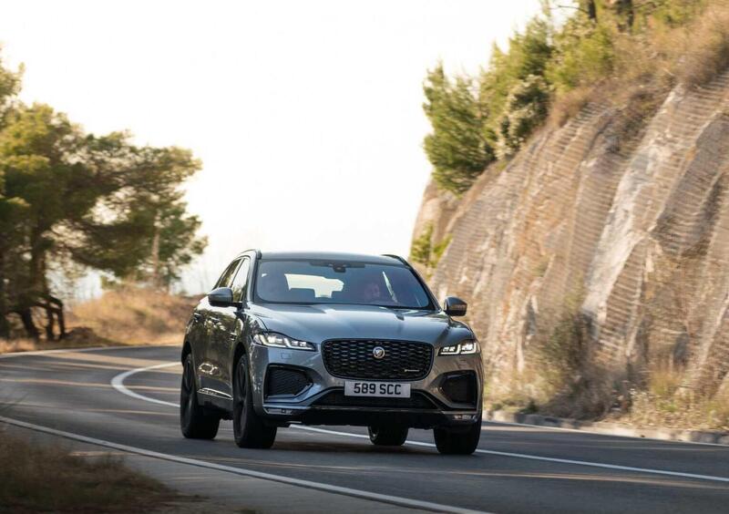 Jaguar F-Pace (2015-->>) (3)