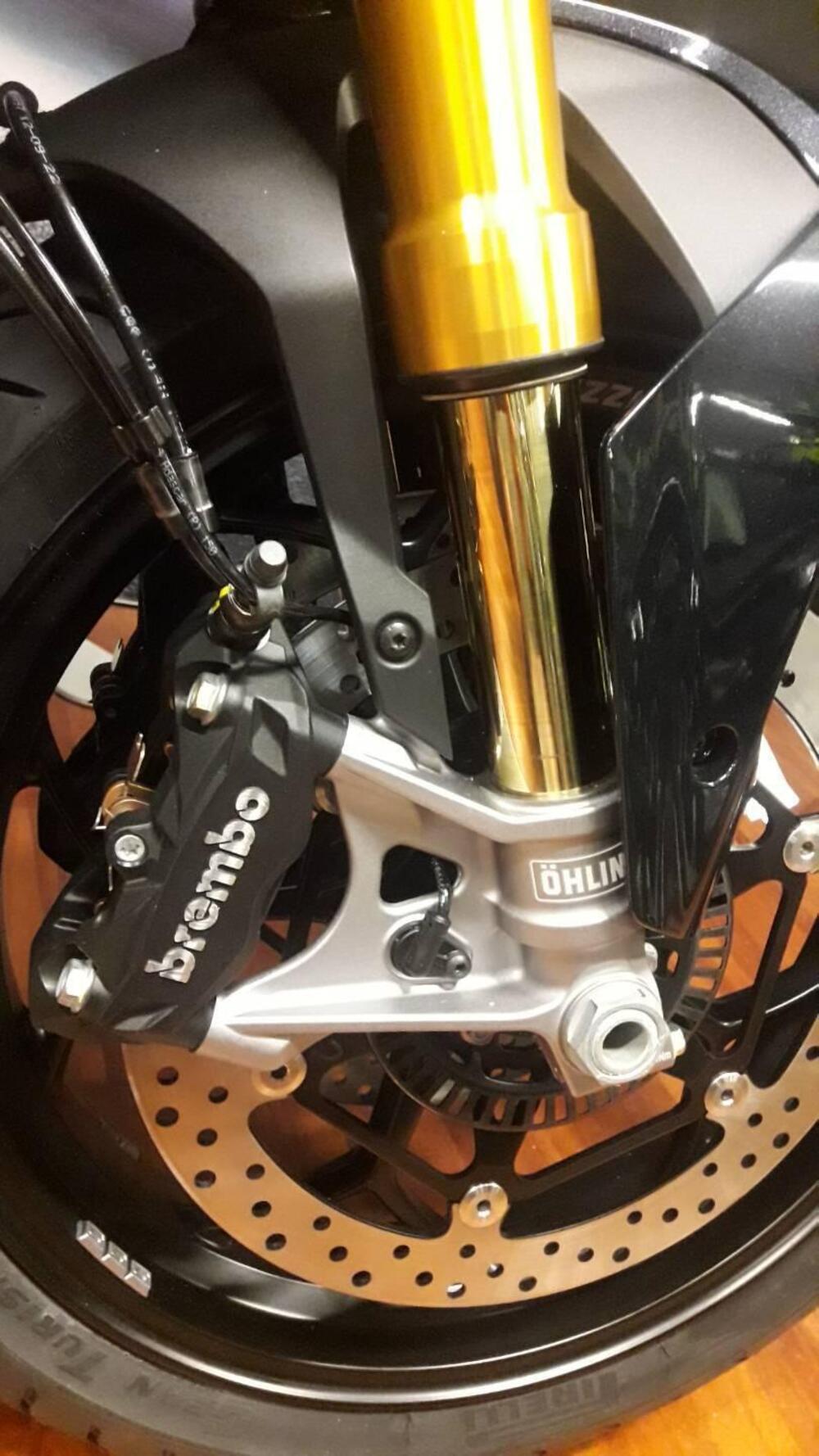 Moto Guzzi V100 Mandello S (2025) (8)