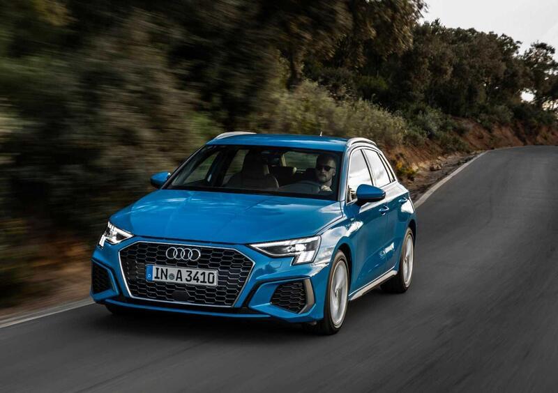 Audi A3 Sportback (2020-->>) (21)