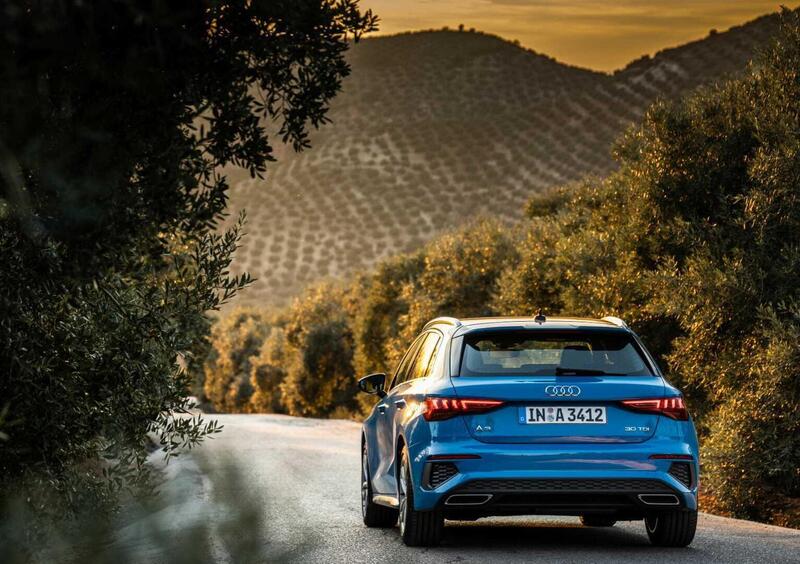 Audi A3 Sportback (2020-->>) (23)