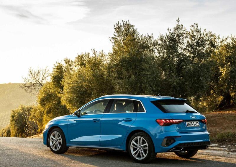 Audi A3 Sportback (2020-->>) (24)
