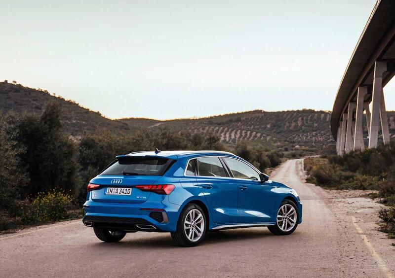 Audi A3 Sportback (2020-->>) (27)