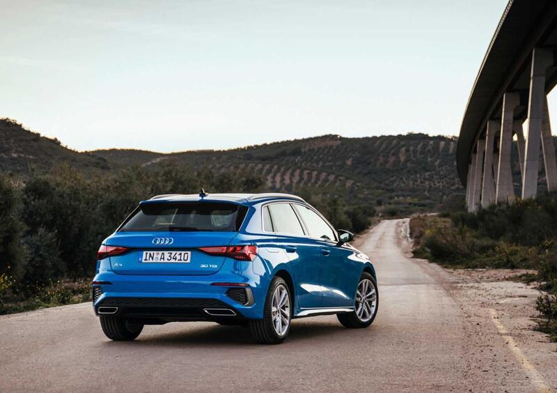 Audi A3 Sportback (2020-->>) (28)