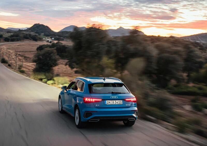 Audi A3 Sportback (2020-->>) (30)