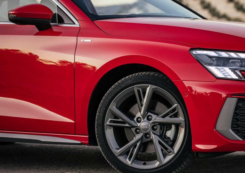Audi A3 Sportback (2020-->>) (35)