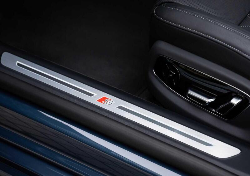 Audi A8 (23)