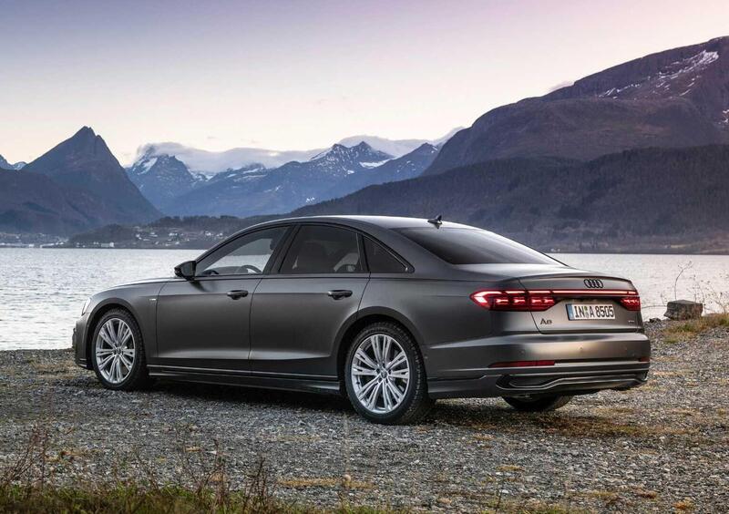 Audi A8 (3)