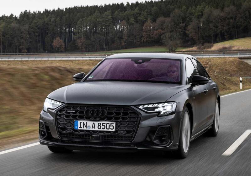 Audi A8 (7)