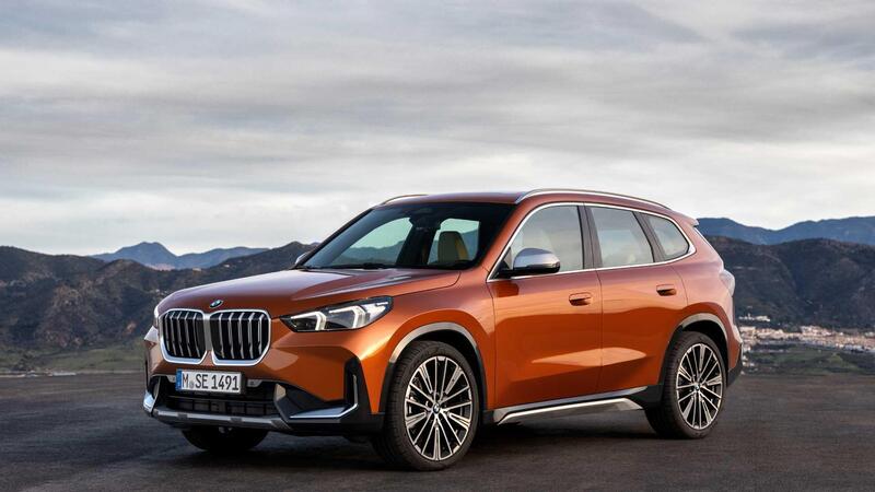 BMW X1 xdrive23i mhev 48V auto