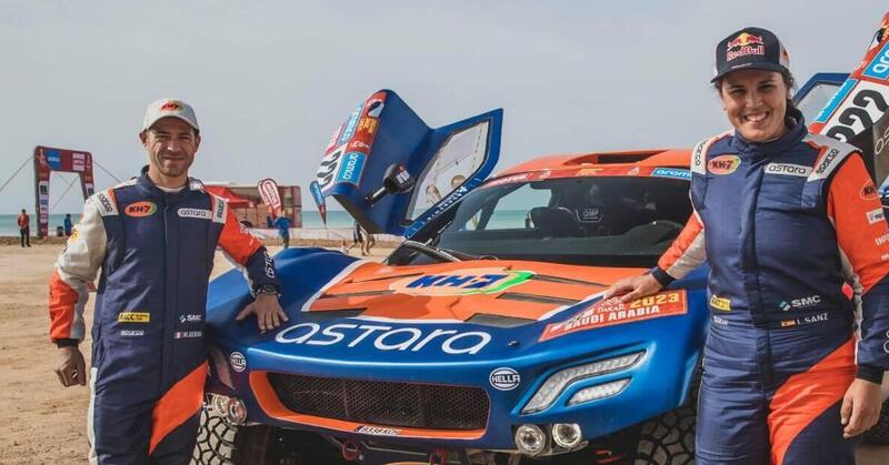 Dakar 2023-D8. Fotofinish. Notizione: Tutti al Bivacco di Riyadh!