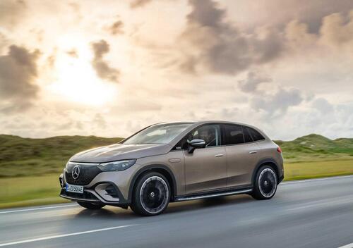 Mercedes-Benz EQE SUV