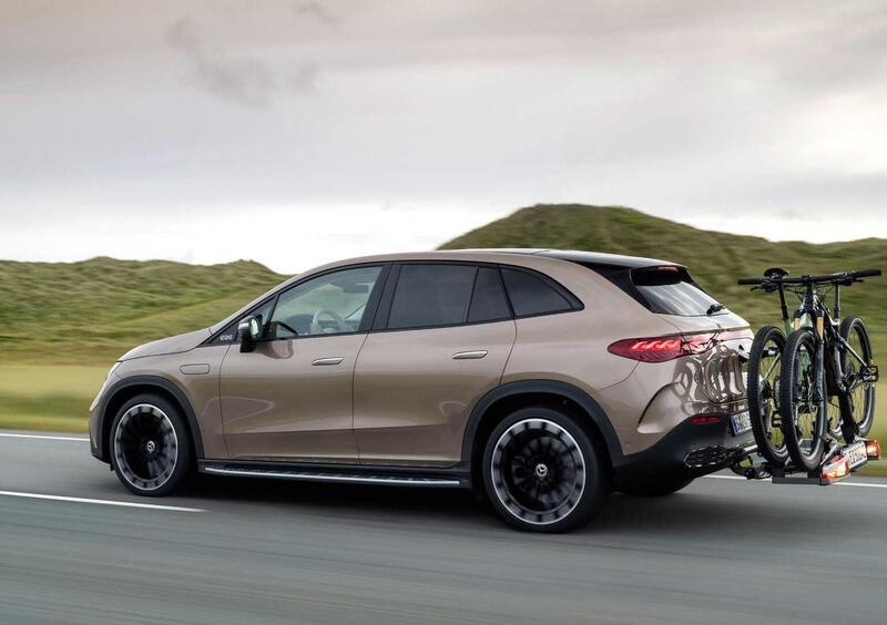 Mercedes-Benz EQE SUV (2022-->>) (6)