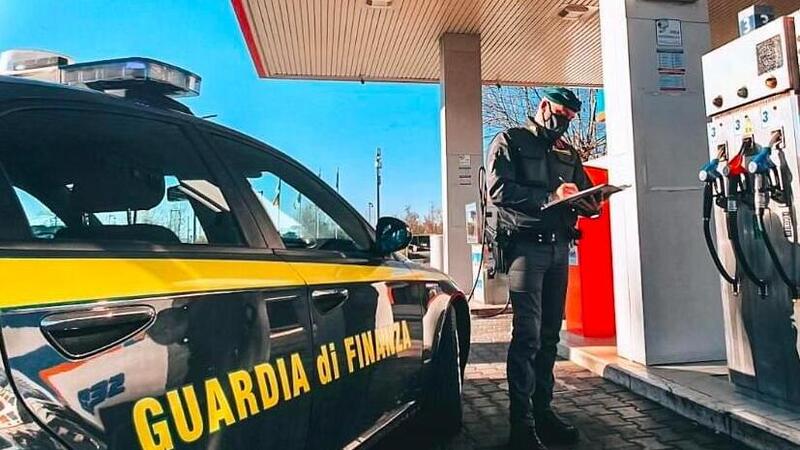 Carburanti. Al via i controlli della Finanza per combattere il rincaro