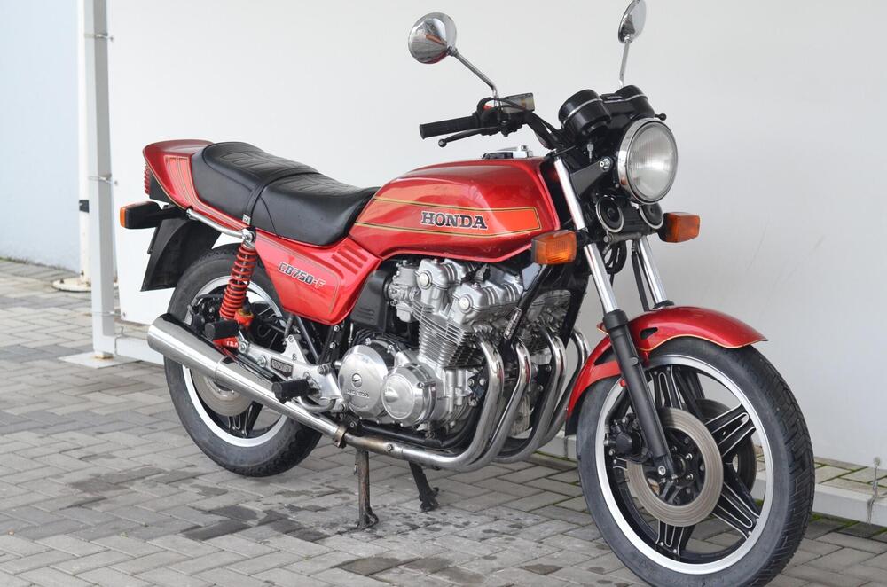 Honda CB 750 F (5)