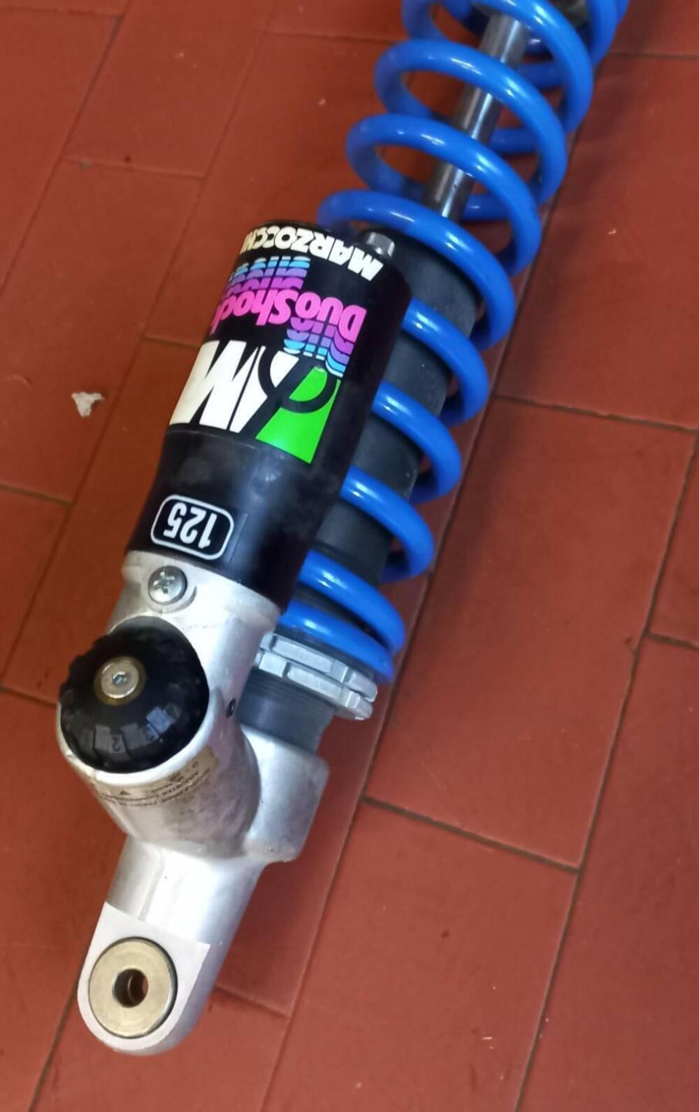Marzocchi ammortizzatore Duo Shock per Husqvarna 1 (2)