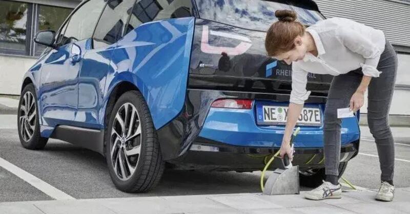 Auto elettriche: arriva un nuovo modo per ricaricare 