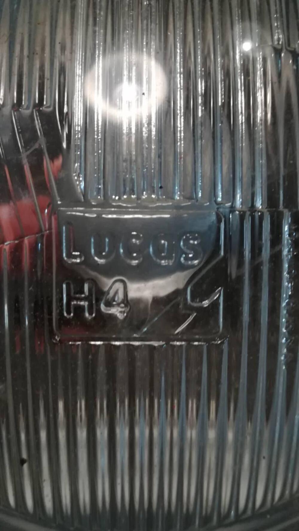 Parabola fanale Lucas (2)