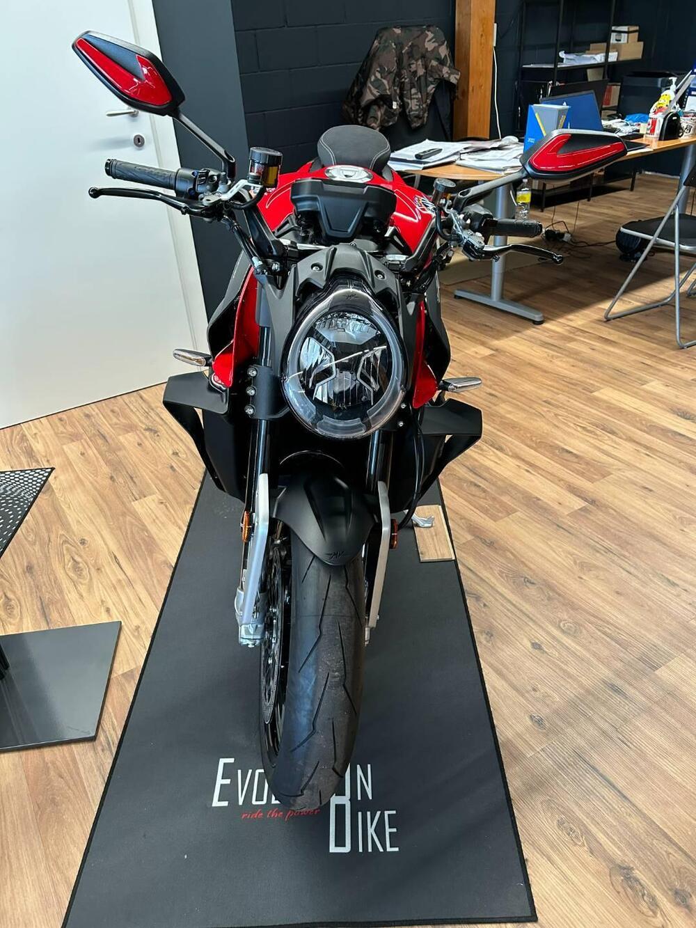 MV Agusta Brutale 1000 RS (2022 - 25) (6)