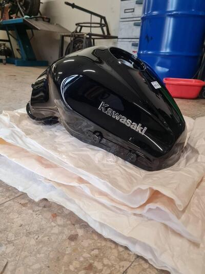 Serbatoio Kawasaki Ninja 1000 SX 2020/2023