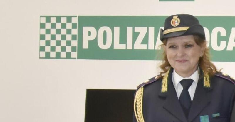 La terribile comandante della Polizia Locale