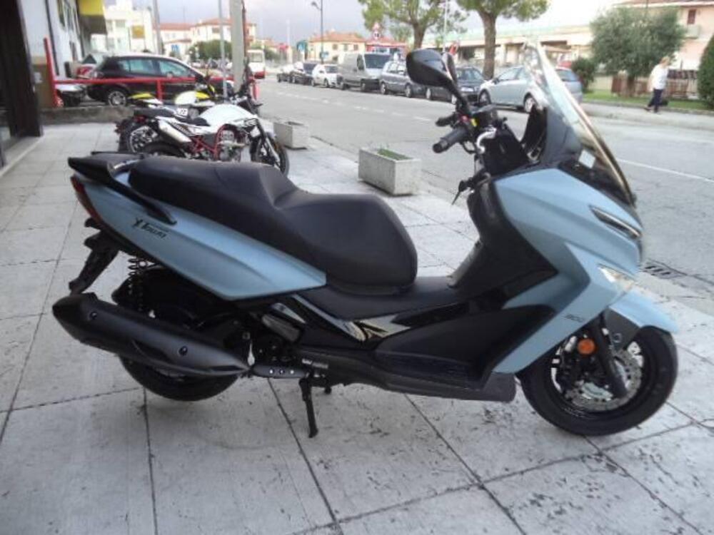 Kymco X-Town 300i (2021 - 24) (2)