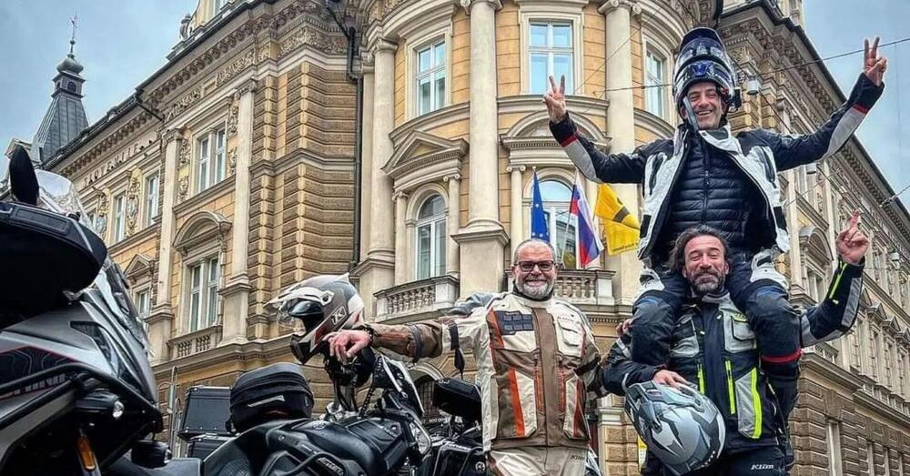 Le Iene tornano dal viaggio in moto in Ucraina, Zignoli: &ldquo;Ho avuto un attacco di panico&rdquo;