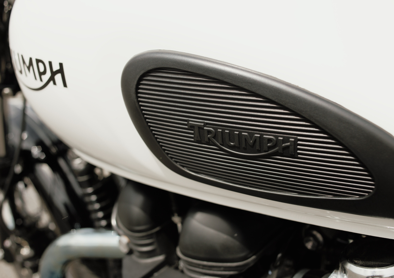 Triumph Thruxton 900 Thruxton 900 ACE (2014 - 15) (11)