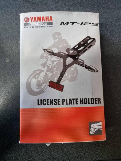 OFFERTA!!! PORTATARGA YAMAHA MT-125 - 5D7F16E02000