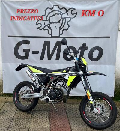 Fantic Motor Motard 50 Performance 2t (2020) usata