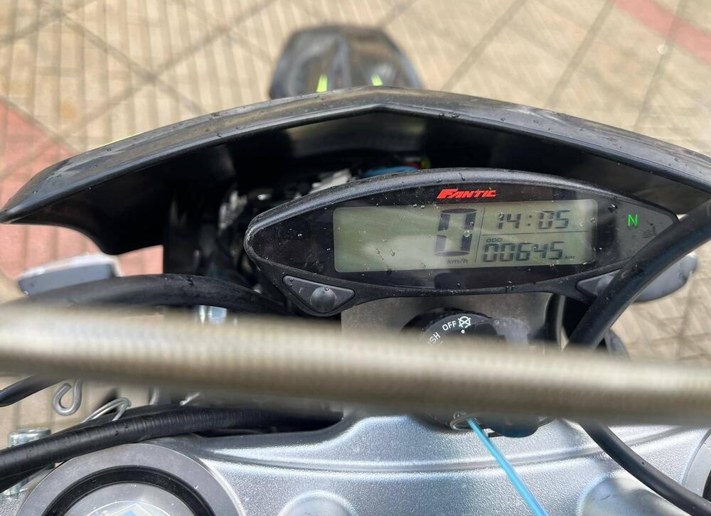 Fantic Motor Motard 50 Performance 2t (2020) (3)