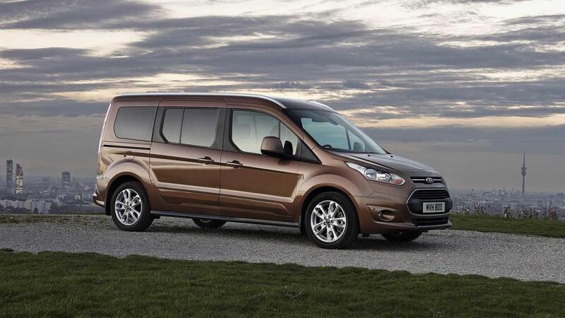Ford Tourneo Connect 1.5 TDCi 120 CV Titanium