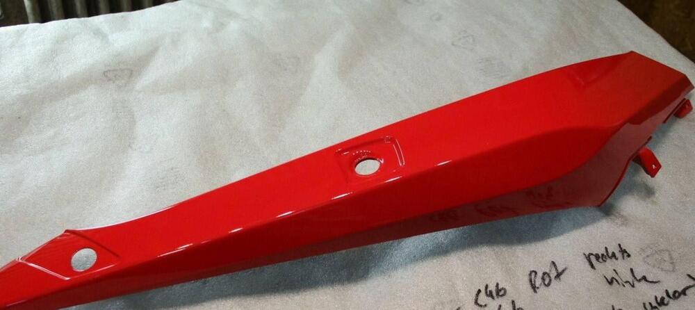 SEMICODONE DX VERNICIATO ROSSO ORIGINALE GILERA RU