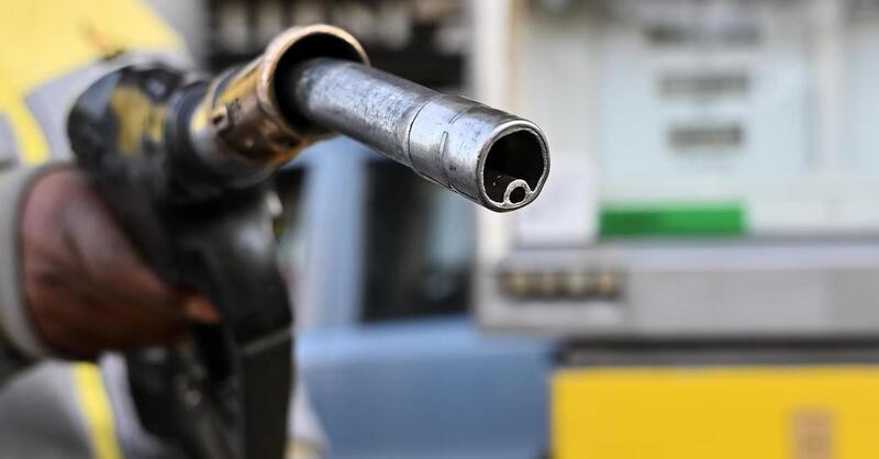 Inflazione e caro vita: +1% a causa dei carburanti