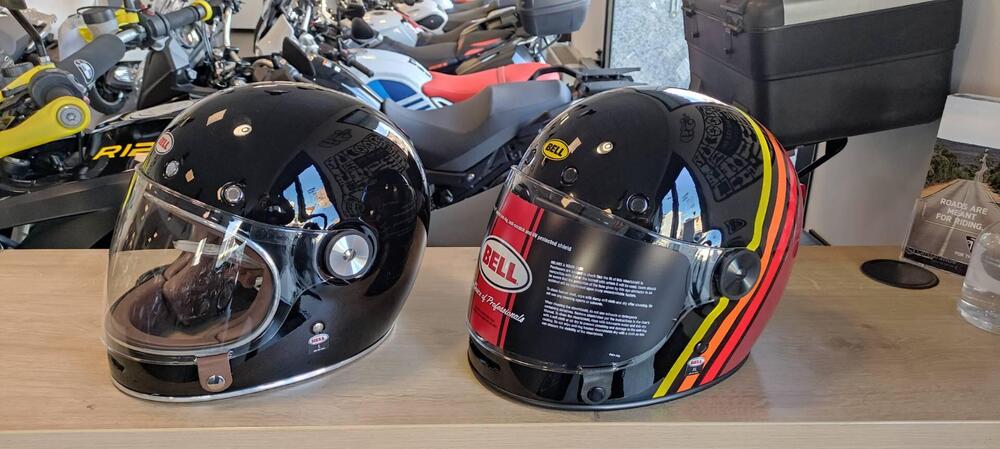 CASCHI BELL "BULLIT" (2)