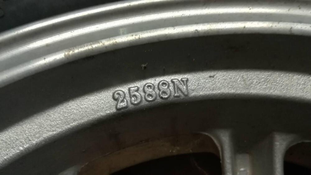 Ruota posteriore MT 3.5x12 tubelesse Garelli Tiess (4)