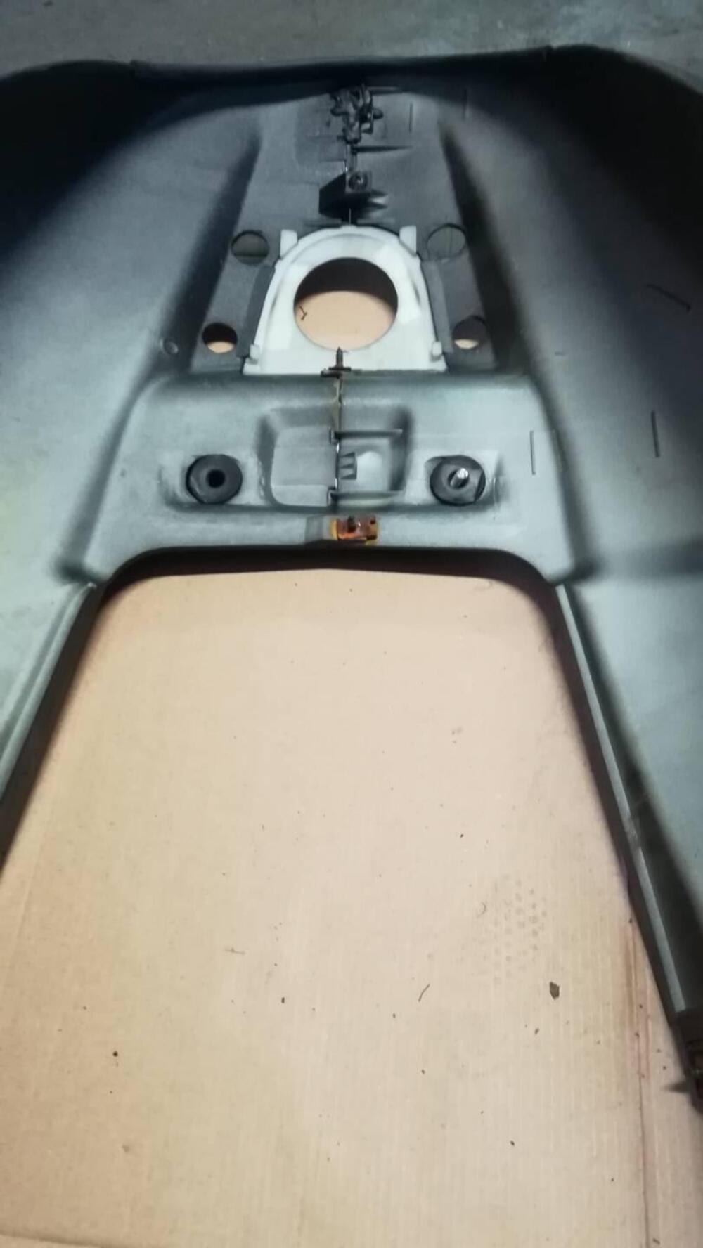 Carena posteriore graelli tiesse 50 4 T Garelli (3)