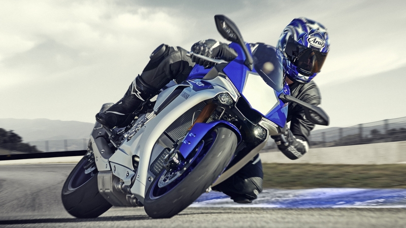 I prezzi delle nuove Yamaha YZF-R1 e YZF-R1M