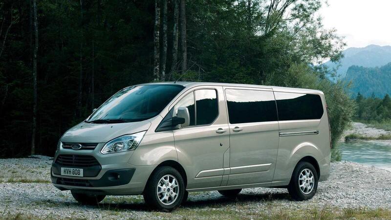 Ford Tourneo Custom 320 2.0 TDCi 130CV PL Trend