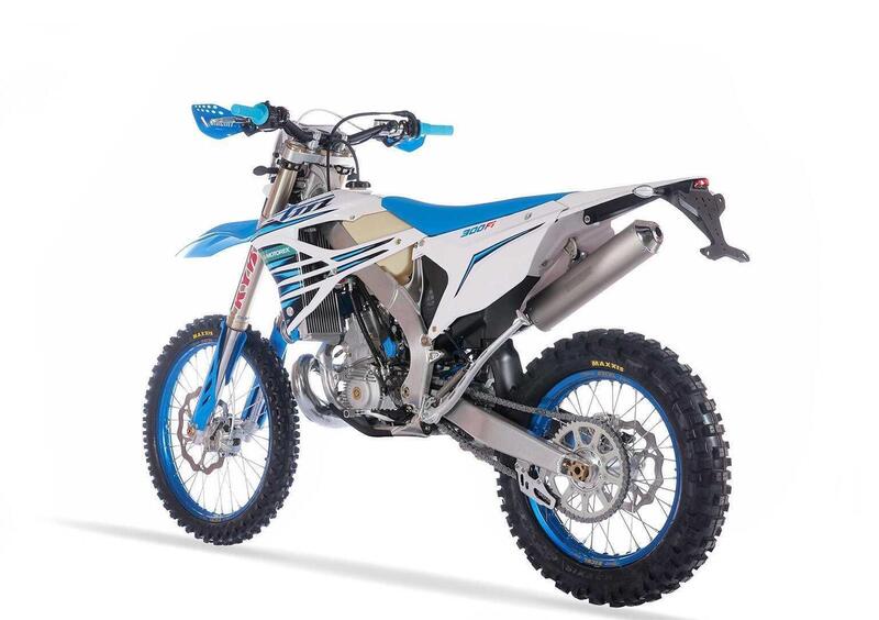 Tm Moto EN 300 EN 300 Fi ES 2T (2023) (6)