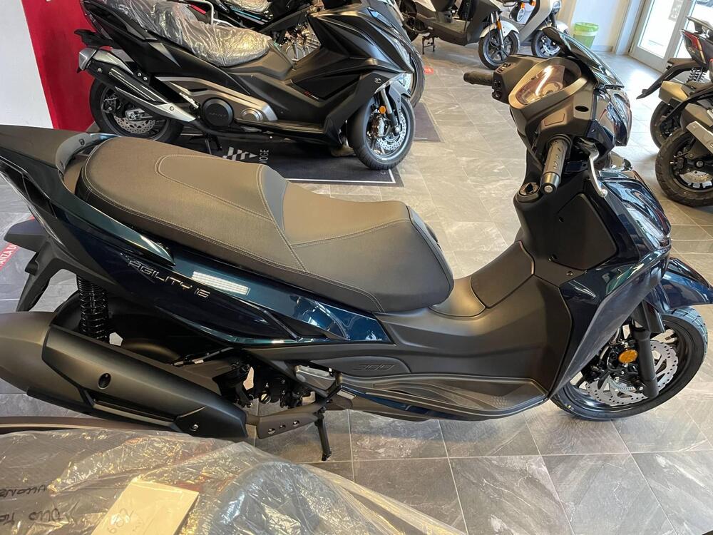 Kymco Agility 300i (2021 - 25) (3)