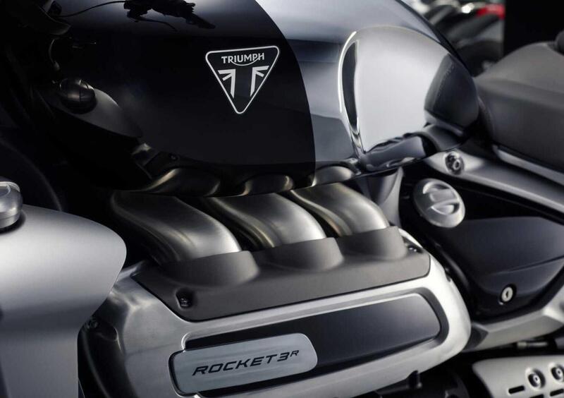 Triumph Rocket 3 Rocket 3 R Chrome Edition (2023) (7)