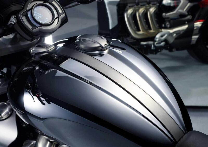 Triumph Rocket 3 Rocket 3 R Chrome Edition (2023) (8)