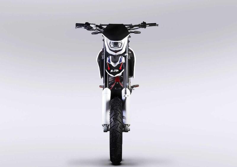 AJP SPR 250 SPR 250 Supermoto (2023 - 25) (4)