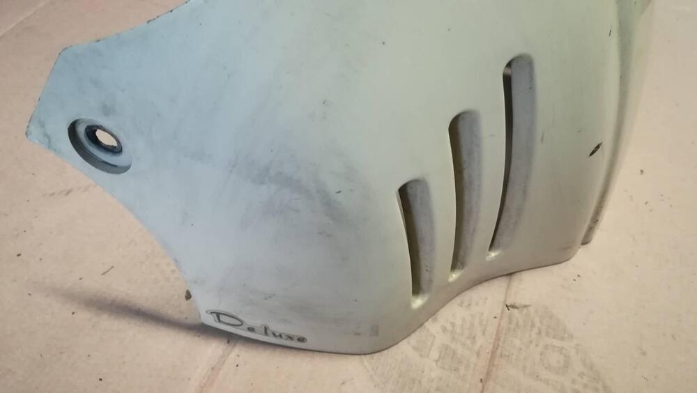 Scocca carena sottosella Aprilia Scarabeo 50 (2)