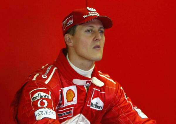 Le foto di Schumacher a letto dopo l&rsquo;incidente scattate da un amico e messe in vendita a un milione di euro: la terribile storia 