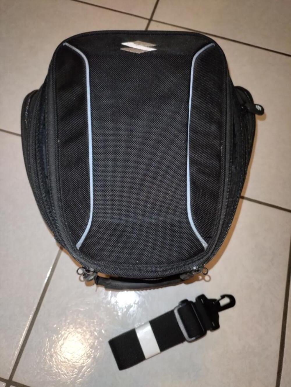 borsa serbatoio v strom Suzuki (8)